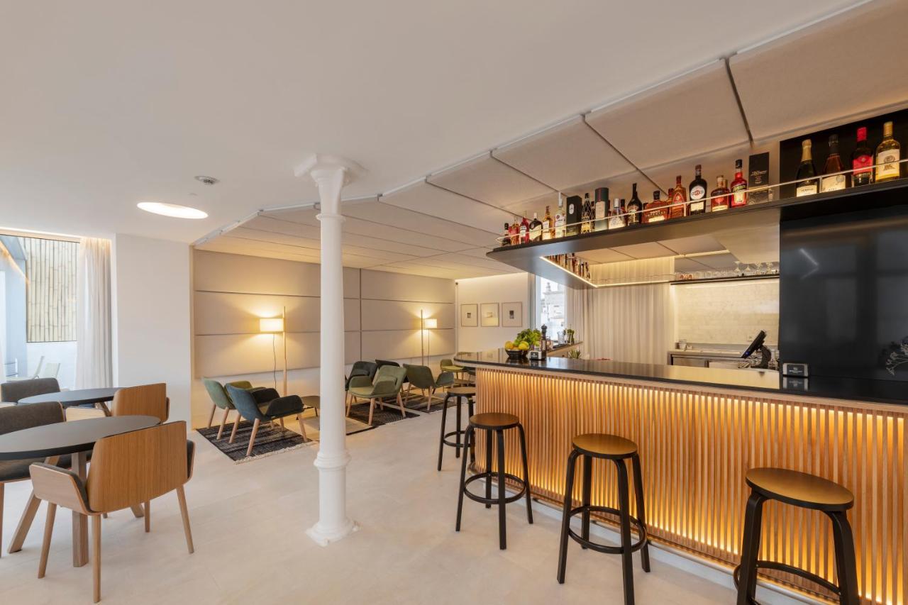 Eurostars Portico 阿利坎特 外观 照片 The bar at the 100 Queen's Gate