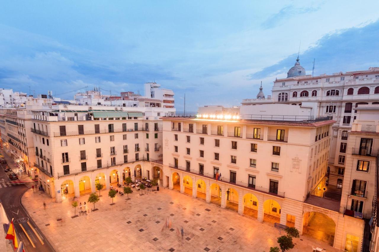 Eurostars Portico 阿利坎特 外观 照片 Plaza de la Asunción