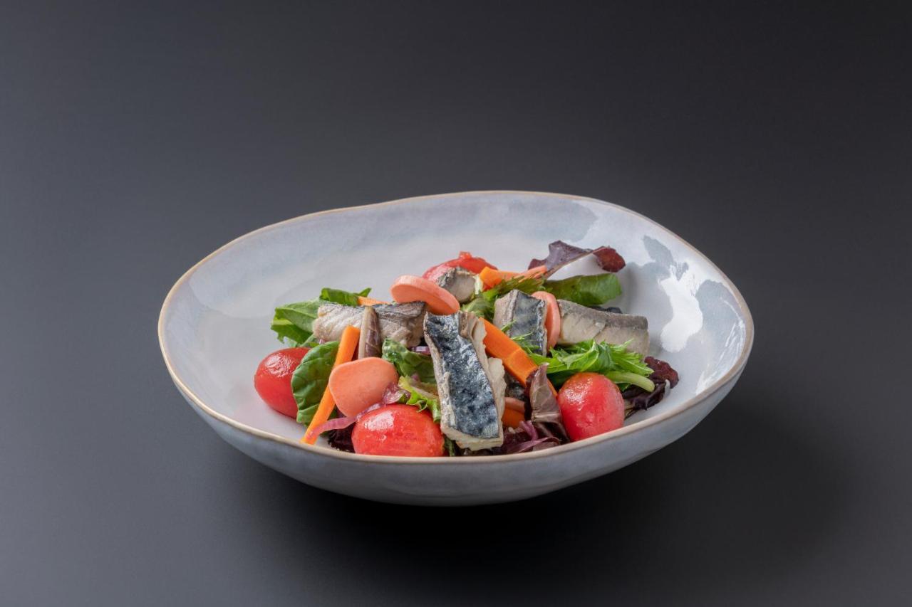 Eurostars Portico 阿利坎特 外观 照片 A salad with sardines